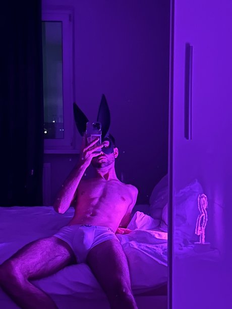 Anton A sexy onlyfans