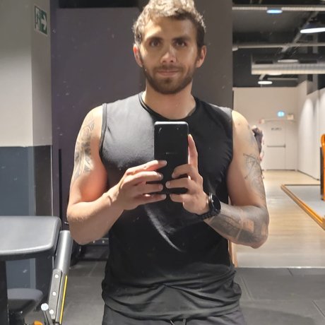 xlpetitours only fans leaked