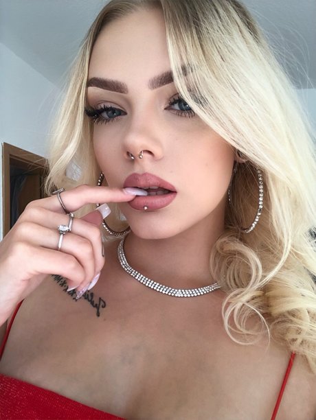 Crazy stuff von Pia_ naked on onlyfans