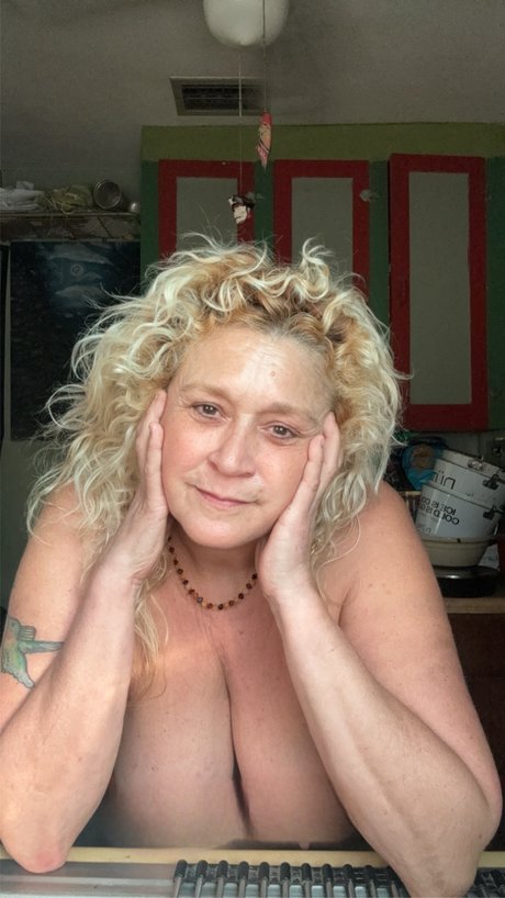 Mean Girl V free onlyfans