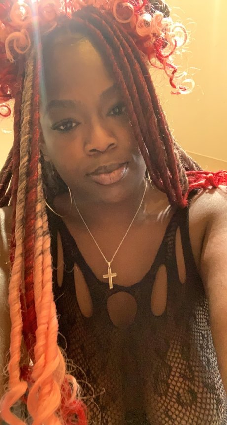 KayceeWetter onlyfans pictures