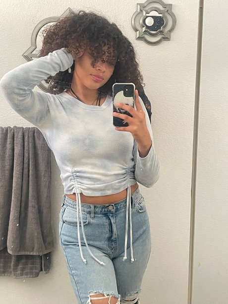 do a eli onlyfans leak ass