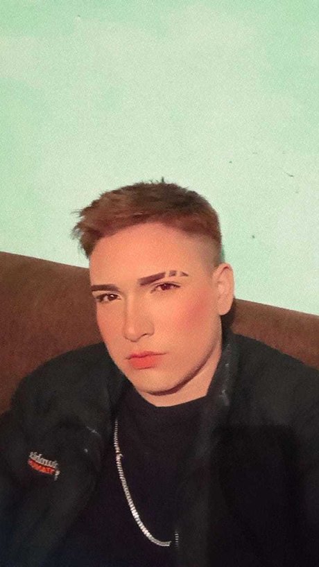 Oscar Poblete onlyfans porn leaks