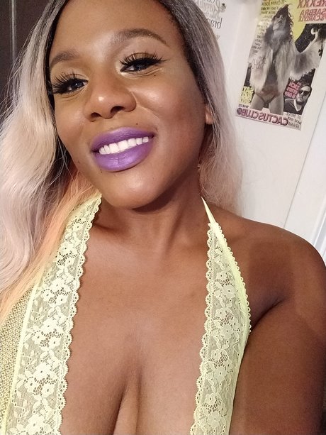 bbw belle onlyfans desnuda