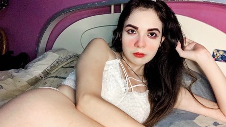 GatitaGotica22 onlyfans striptease