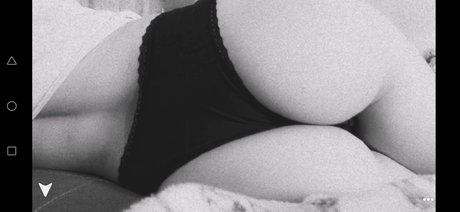 Samarka onlyfans nude content