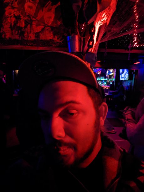 Dustin Monroe onlyfans striptease