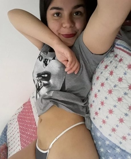 Melissajanny onlyfans topless