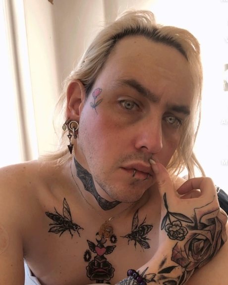 Wasp only fans leaks porn