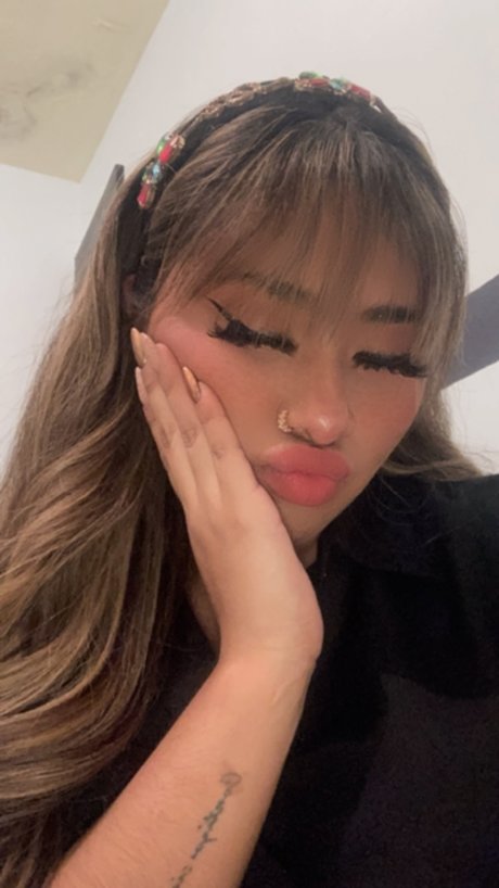 ShineSar onlyfans leaj