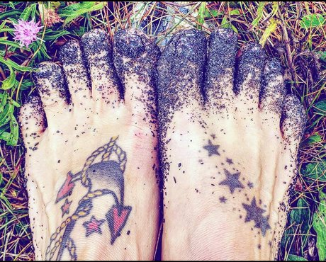 Tessies Tootsies onlyfans topless