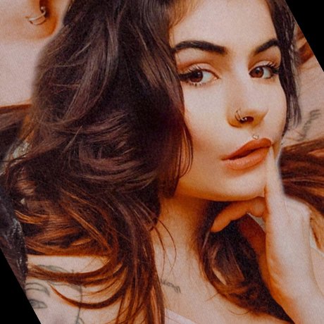 Leeloo feet onlyfans