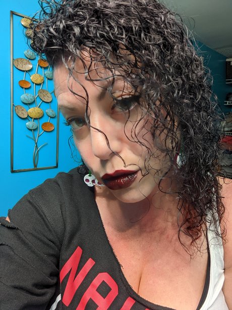 SexyWNYMilf onlyfans leaked