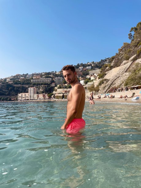 Rapha l_ onlyfans photos