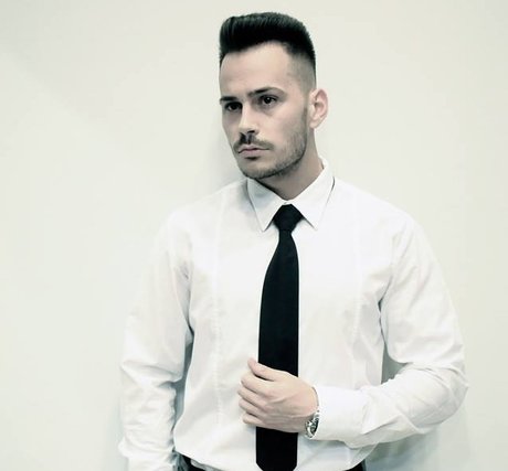 Sexy Muscle onlyfans model images