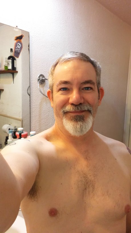 Daddybad44 only fans photos