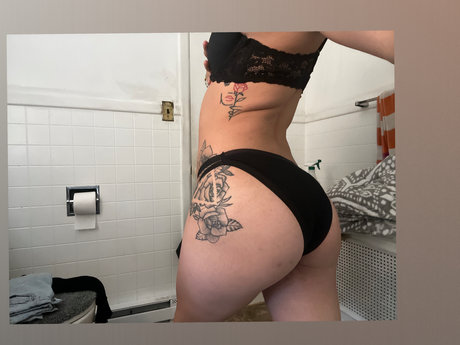 Sweet But Deadly_ onlyfans joi