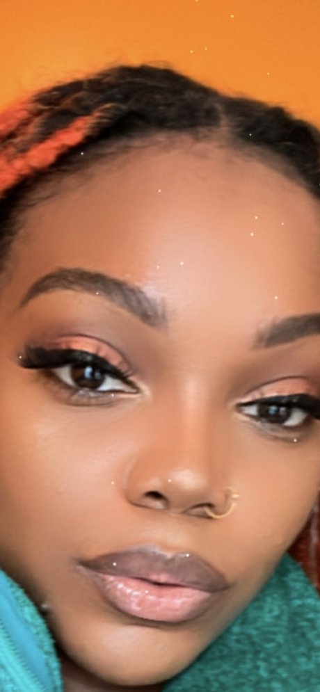 Thelocdjanet nudes only fans