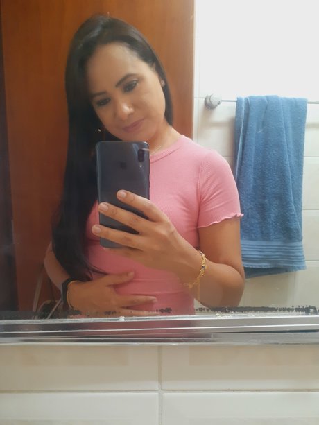 Naira Siqueira Alves onlyfans nude pics