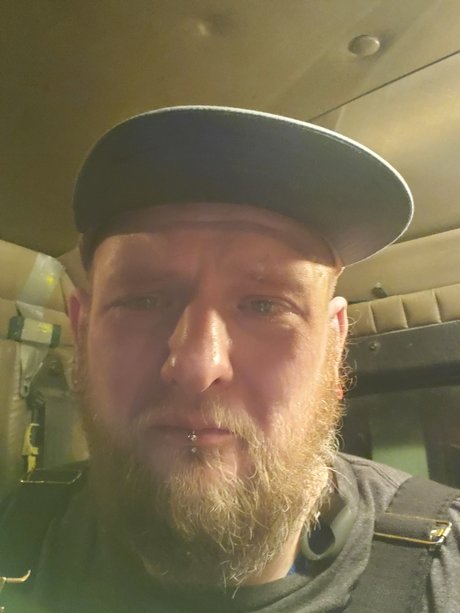 Trashy 907 is on onlyfans