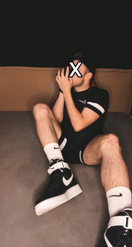 Master Tommy only fans nude leaks