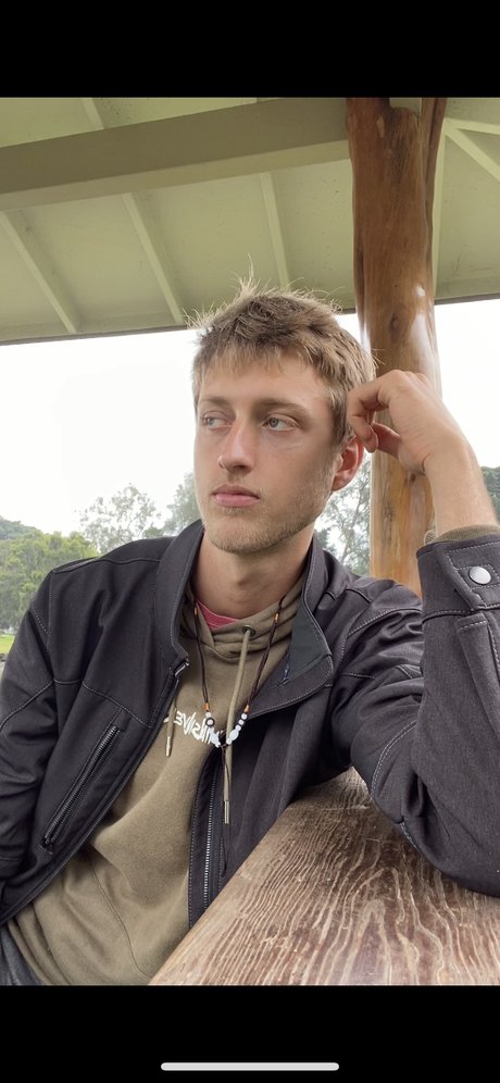 Tiger Scott onlyfans fotos