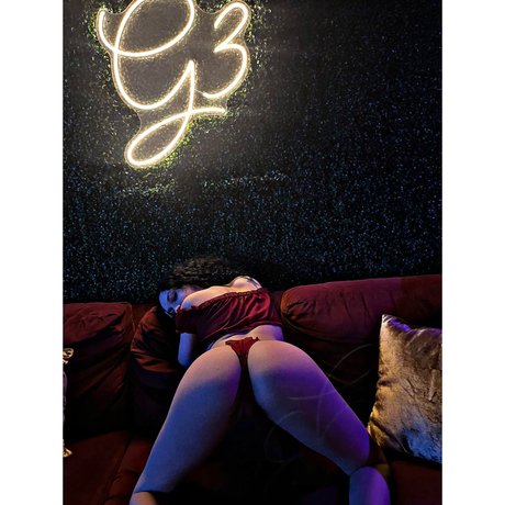 liza renee onlyfans posts