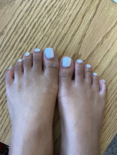 White Toes_ naked onlyfans