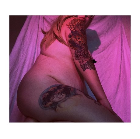 nina divine onlyfans strip