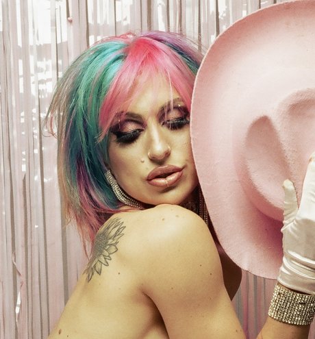 Nova Zone onlyfans nude leak