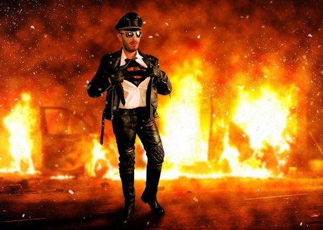 Master John Kuir en onlyfans