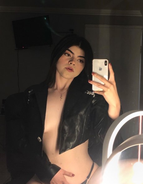 Mar a Belem onlyfans leaked tits