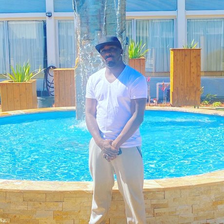 Eric Longobardi onlyfans boobs