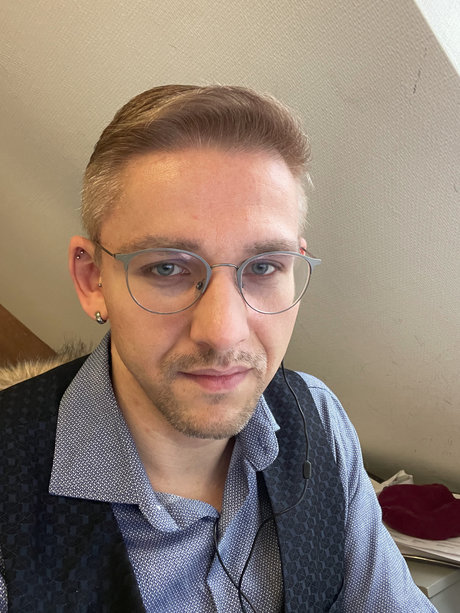 OnlyMe 1983 onlyfans pics leaked