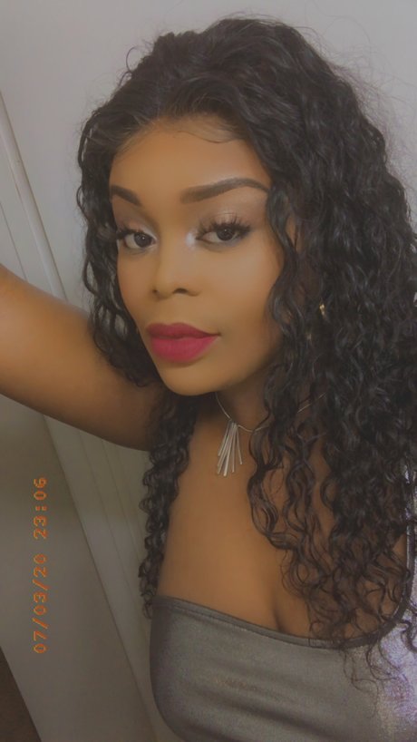 Strweet Biatchh onlyfans nsfw