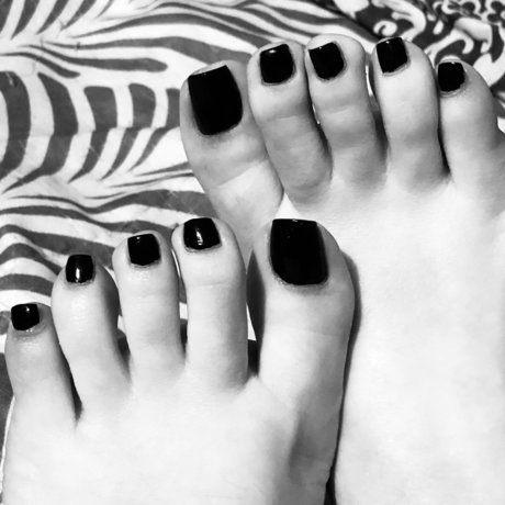 Your favorite feet onlyfans page