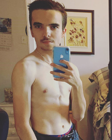 Louisxxx only fans porn