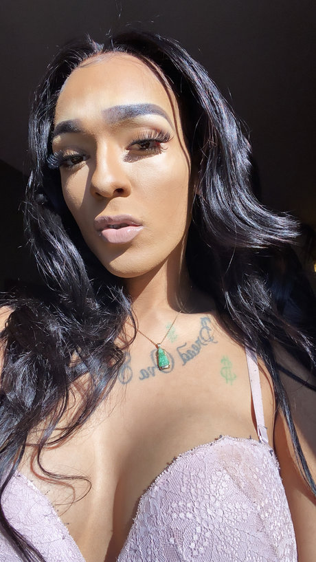 Amanimitchell onlyfans model photo