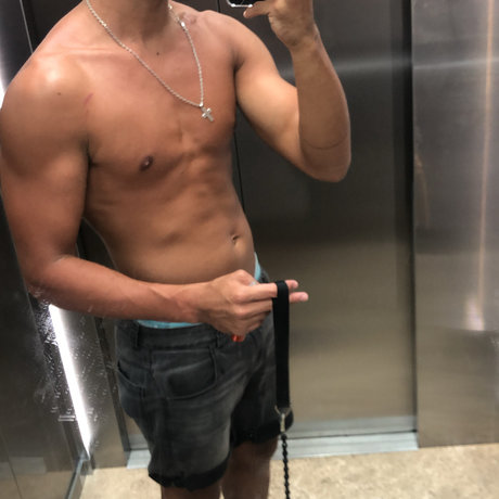 Matt Clavijo onlyfans model