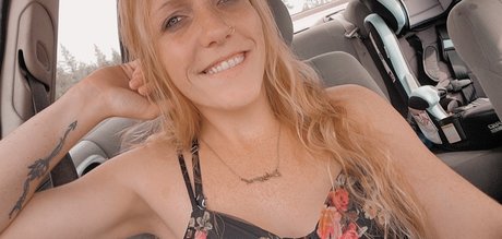 Sara Gillespie onlyfans photos