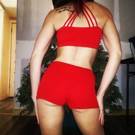 Serena Luvu nude onlyfans