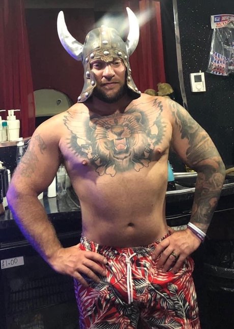 THE BEARDED CAVEMAN onlyfans leak porn