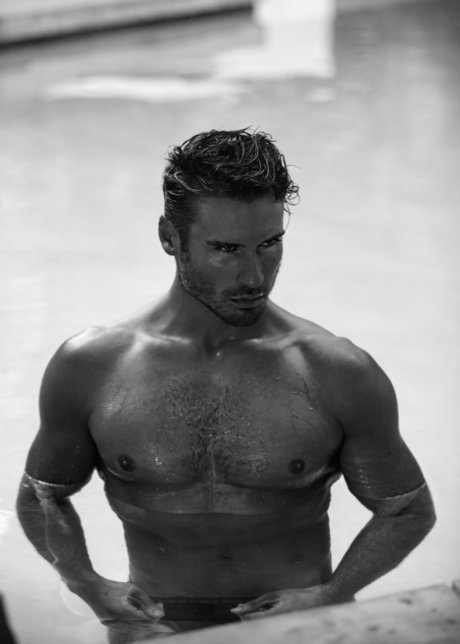 Timo Nu ez onlyfans topless