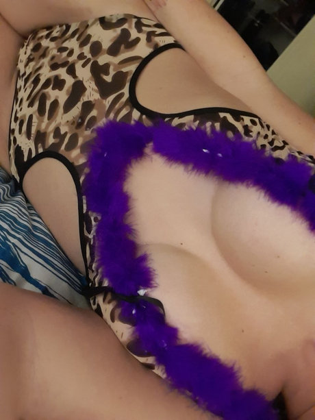 Hotwife Vixen onlyfans tits