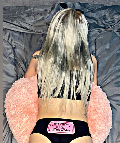 willow reign onlyfans ass