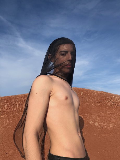 soy un beb_ onlyfans leaks