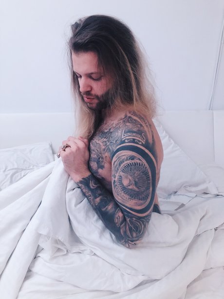 Warth onlyfans naked porn