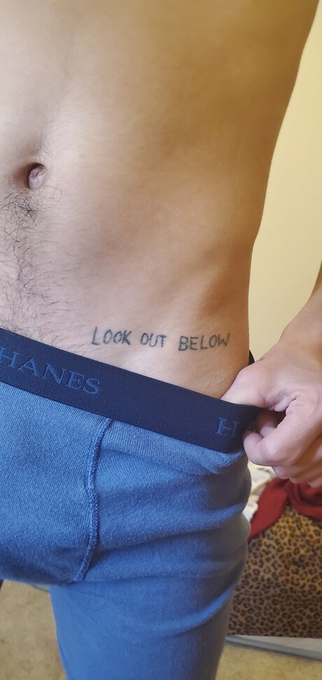 varjak carsillian onlyfans ass