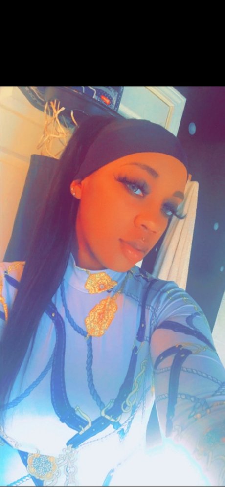 Tina Snow99_ leaks only fans