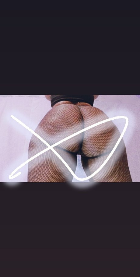 The Spanish Intern onlyfans model images